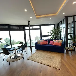 Precioso Paseo Maritimo España