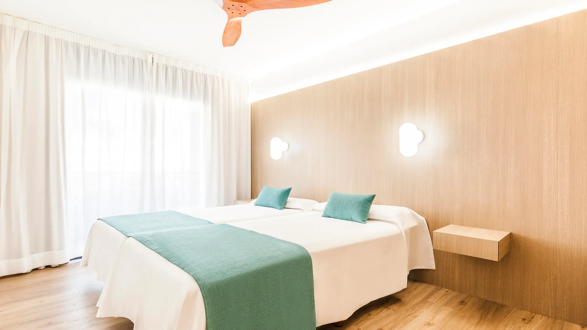 بلايا ذي لاس أميريكاس Hotel Parque La Paz 4*, بلايا ذي لاس أميريكاس