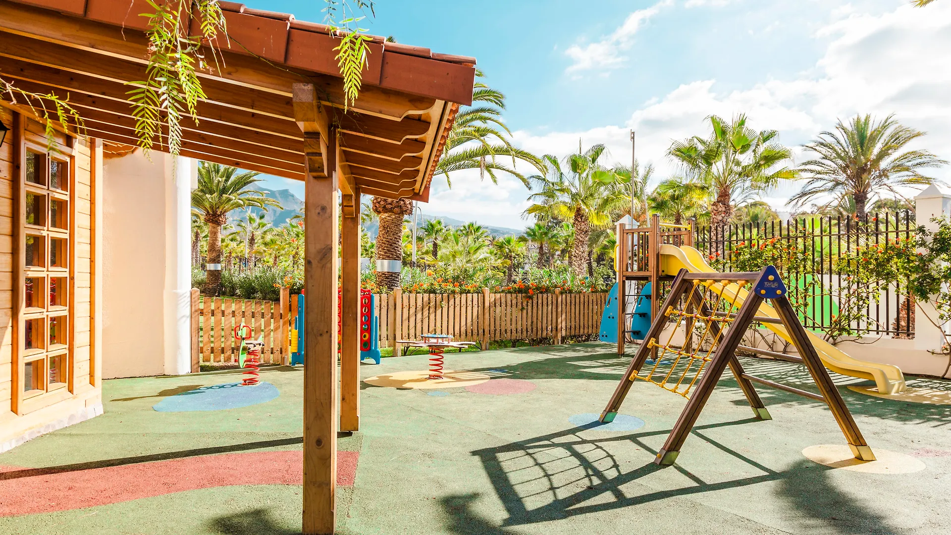 شقة فندقية بلايا ذي لاس أميريكاس Hotel Parque La Paz